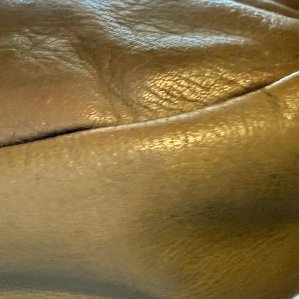 HOBO Olive Green Round Leather Crossbody Zippered Bag - Picture 6 of 9